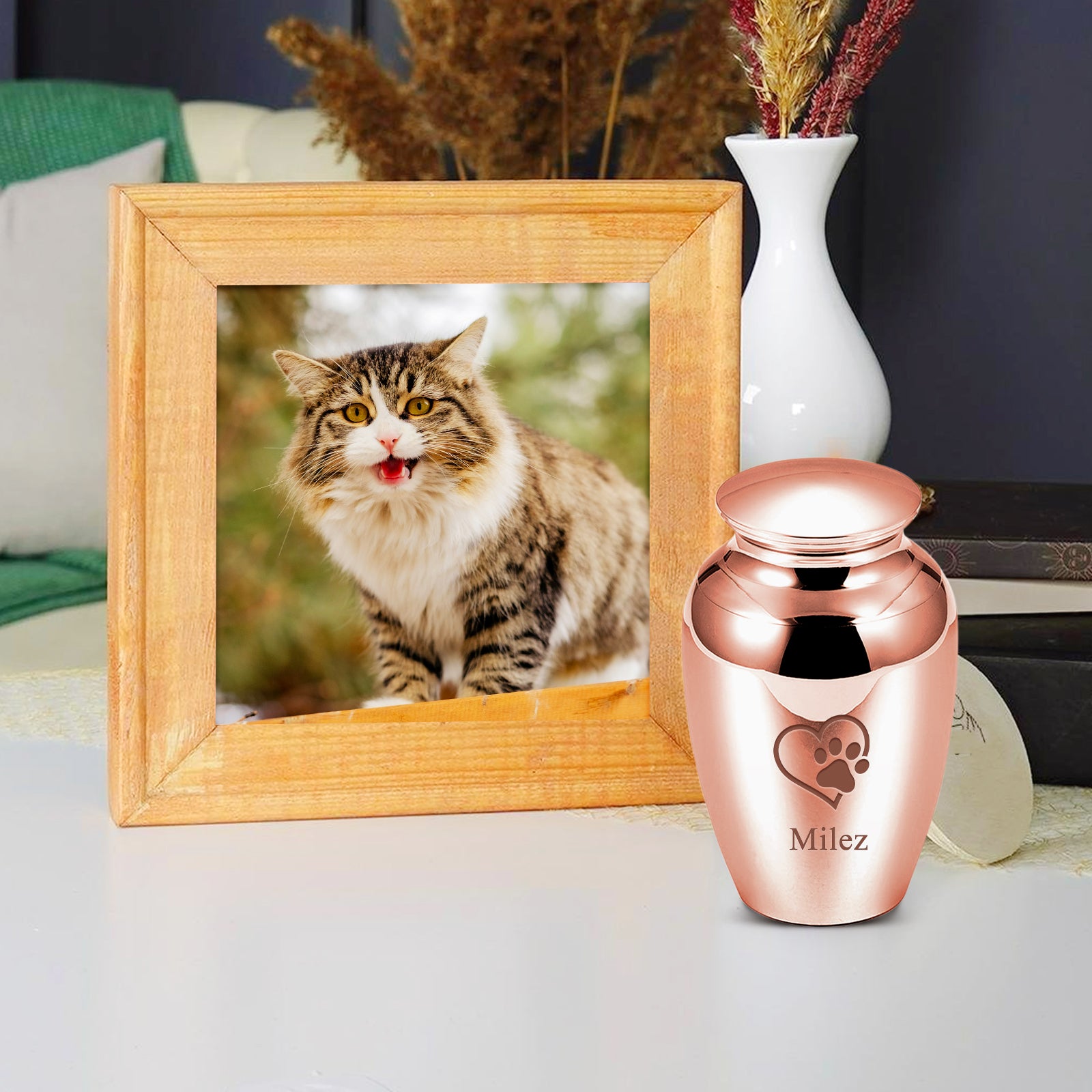 Embrace Black Single Paw Heart Cat Cremation Urn with Personalized Name for Ashes - MACIFECI